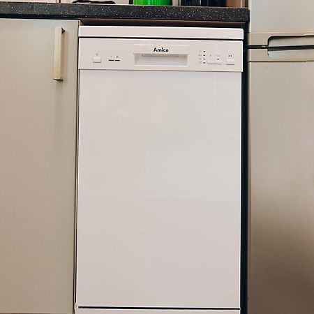 Neuwertiges Apartment Mit Kostenlose Privatparkplatz Auch Fuer Transporter Geeignet R1 Фрайберг-ам-Неккар Экстерьер фото